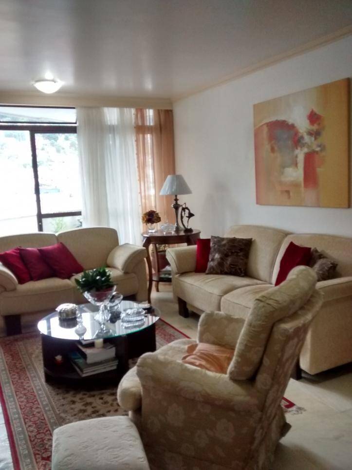 Apartamento à venda com 3 quartos, 157m² - Foto 6