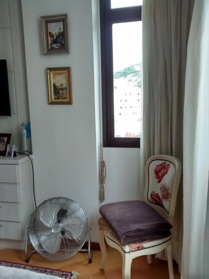 Apartamento à venda com 3 quartos, 157m² - Foto 15