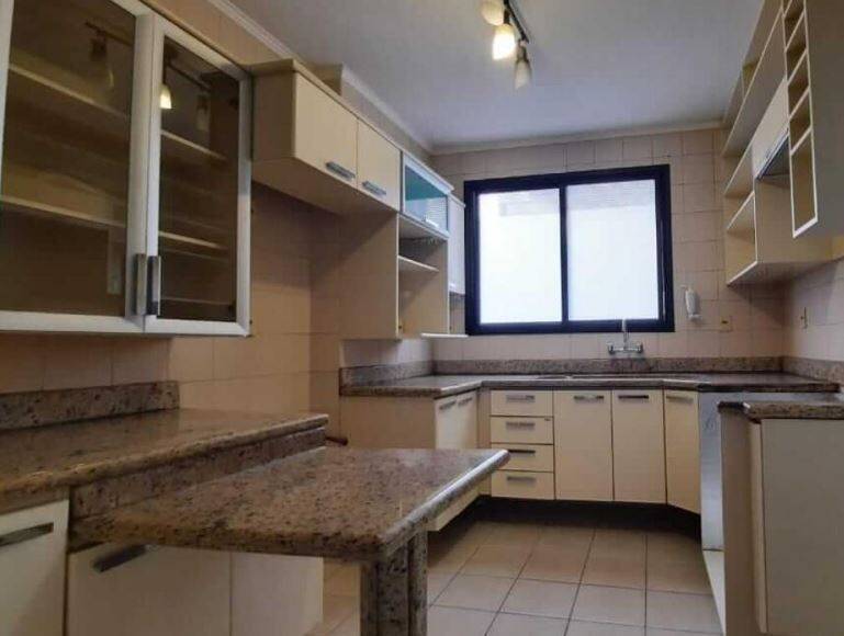 Apartamento à venda com 4 quartos, 139m² - Foto 14