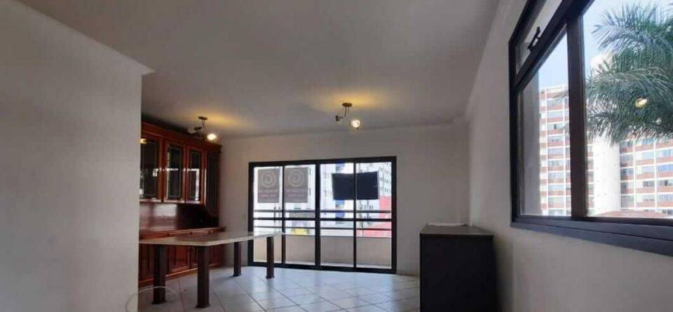 Apartamento à venda com 4 quartos, 139m² - Foto 5