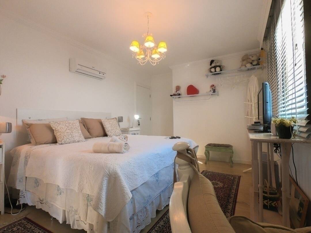 Apartamento à venda com 4 quartos, 187m² - Foto 25