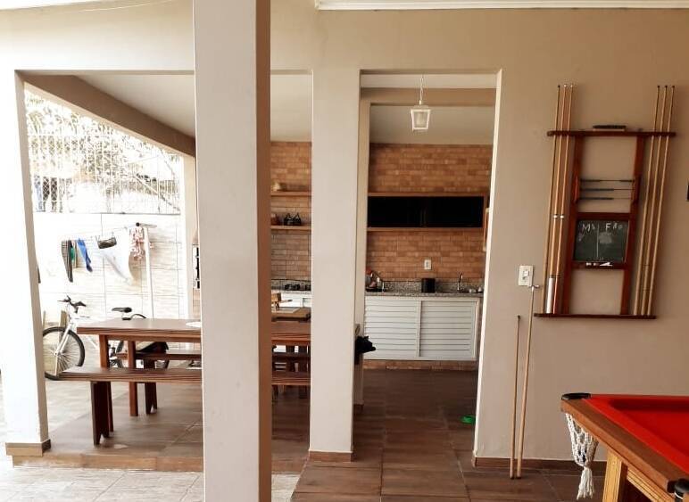 Casa à venda com 4 quartos, 166m² - Foto 9