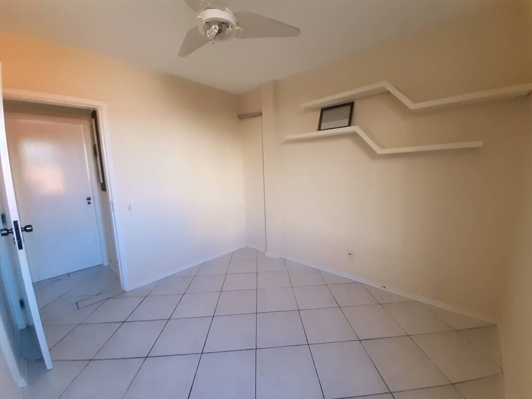 Apartamento à venda com 3 quartos, 95m² - Foto 20