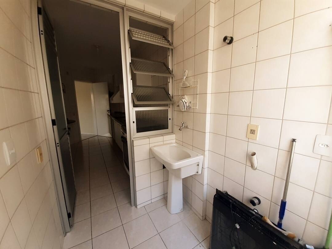 Apartamento à venda com 3 quartos, 95m² - Foto 11