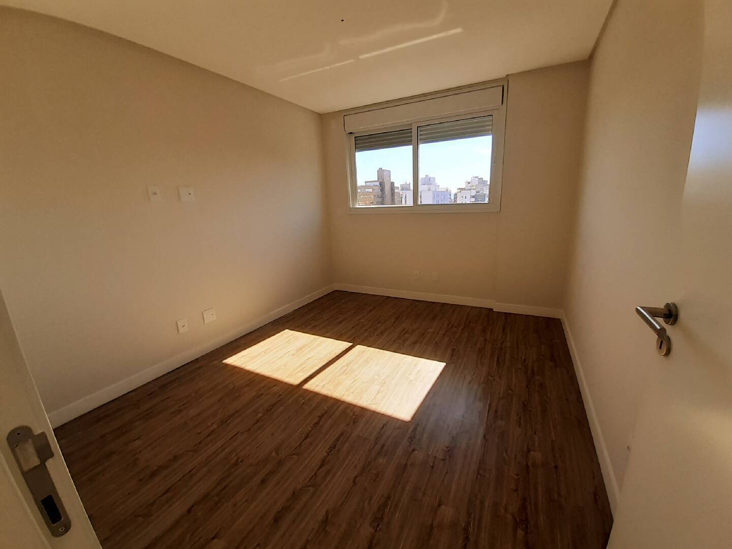 Apartamento à venda com 3 quartos, 190m² - Foto 11