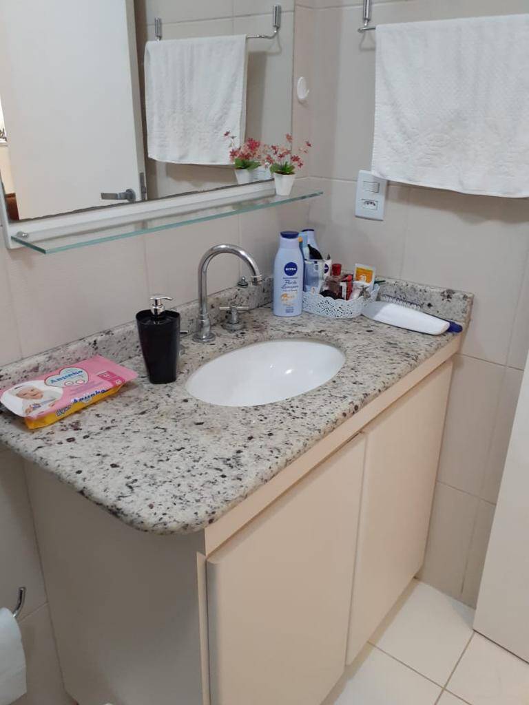 Apartamento à venda com 2 quartos, 68m² - Foto 12