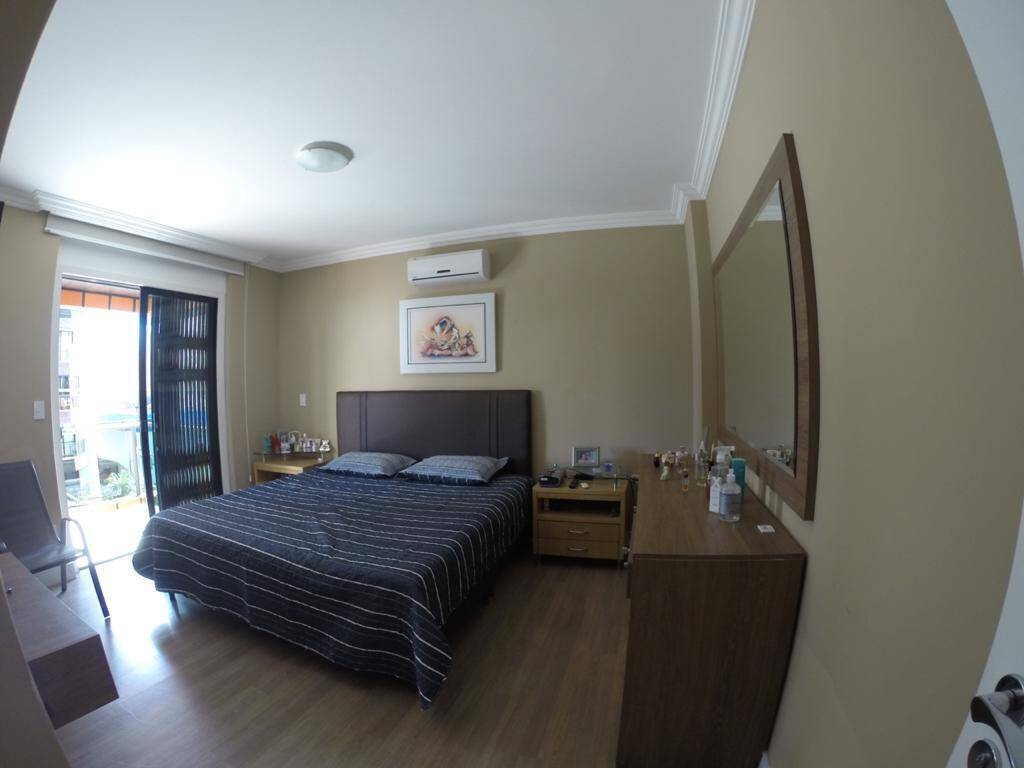 Apartamento à venda com 4 quartos, 258m² - Foto 6