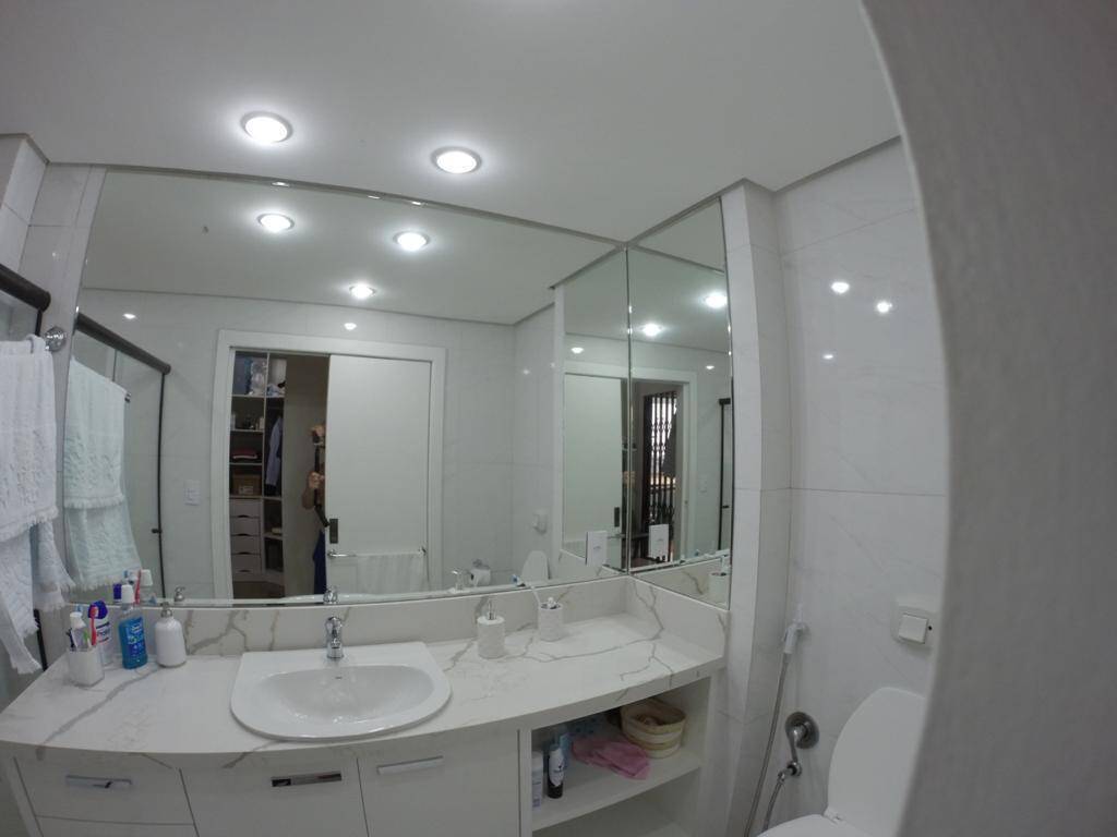 Apartamento à venda com 4 quartos, 258m² - Foto 19