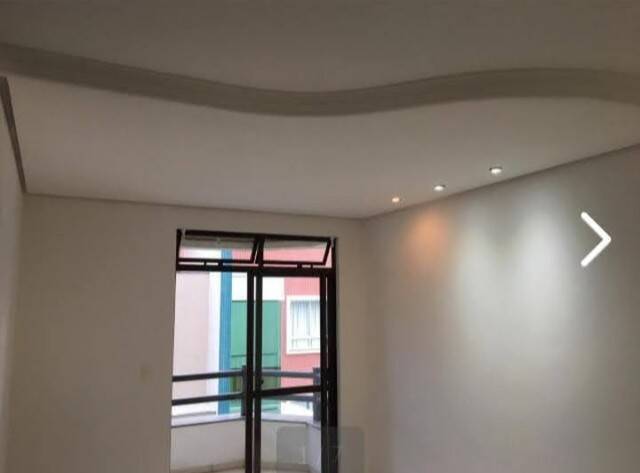 Apartamento à venda com 1 quarto, 50m² - Foto 2