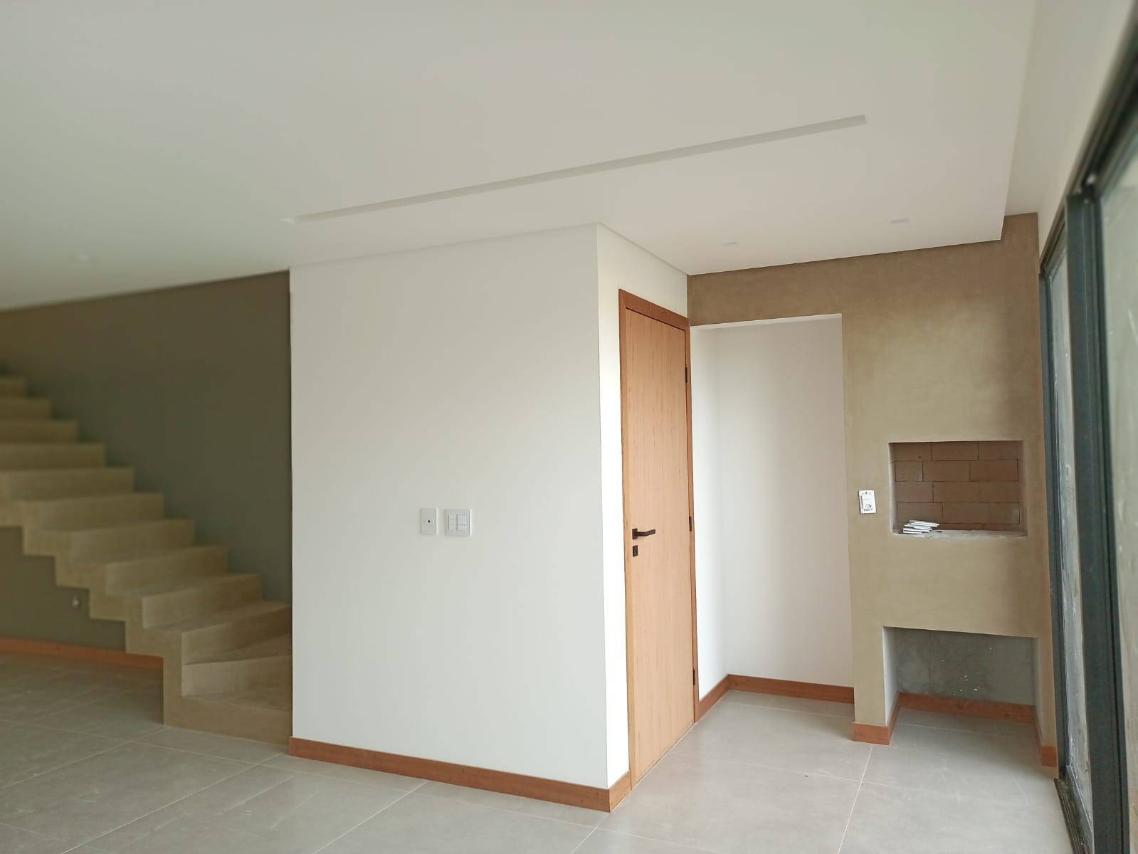 Casa à venda com 3 quartos, 160m² - Foto 2