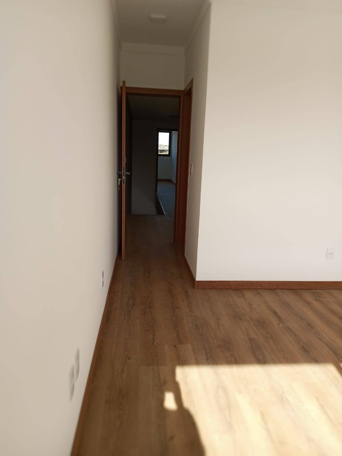 Casa à venda com 3 quartos, 160m² - Foto 9