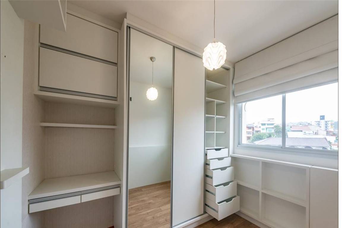 Apartamento à venda com 2 quartos, 75m² - Foto 16