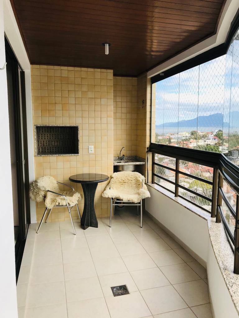 Apartamento à venda com 3 quartos, 120m² - Foto 6