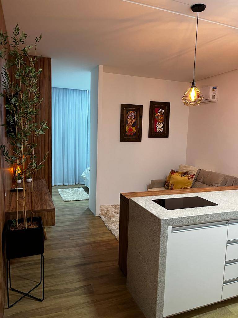 Apartamento à venda com 1 quarto, 34m² - Foto 2