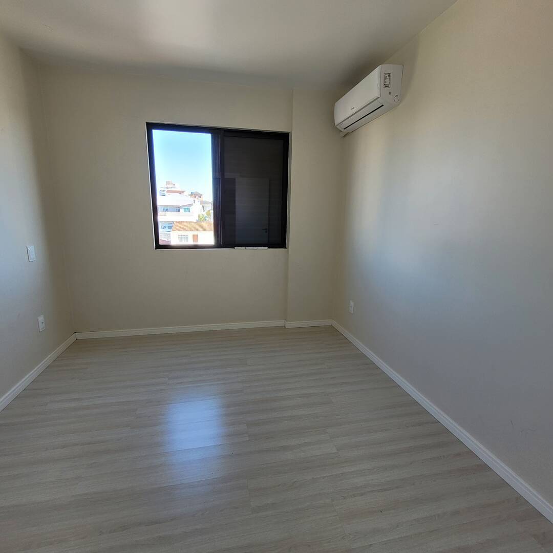 Apartamento à venda com 2 quartos, 107m² - Foto 11