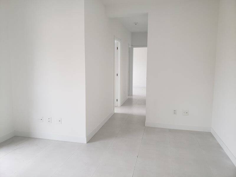 Apartamento à venda com 2 quartos, 64m² - Foto 9