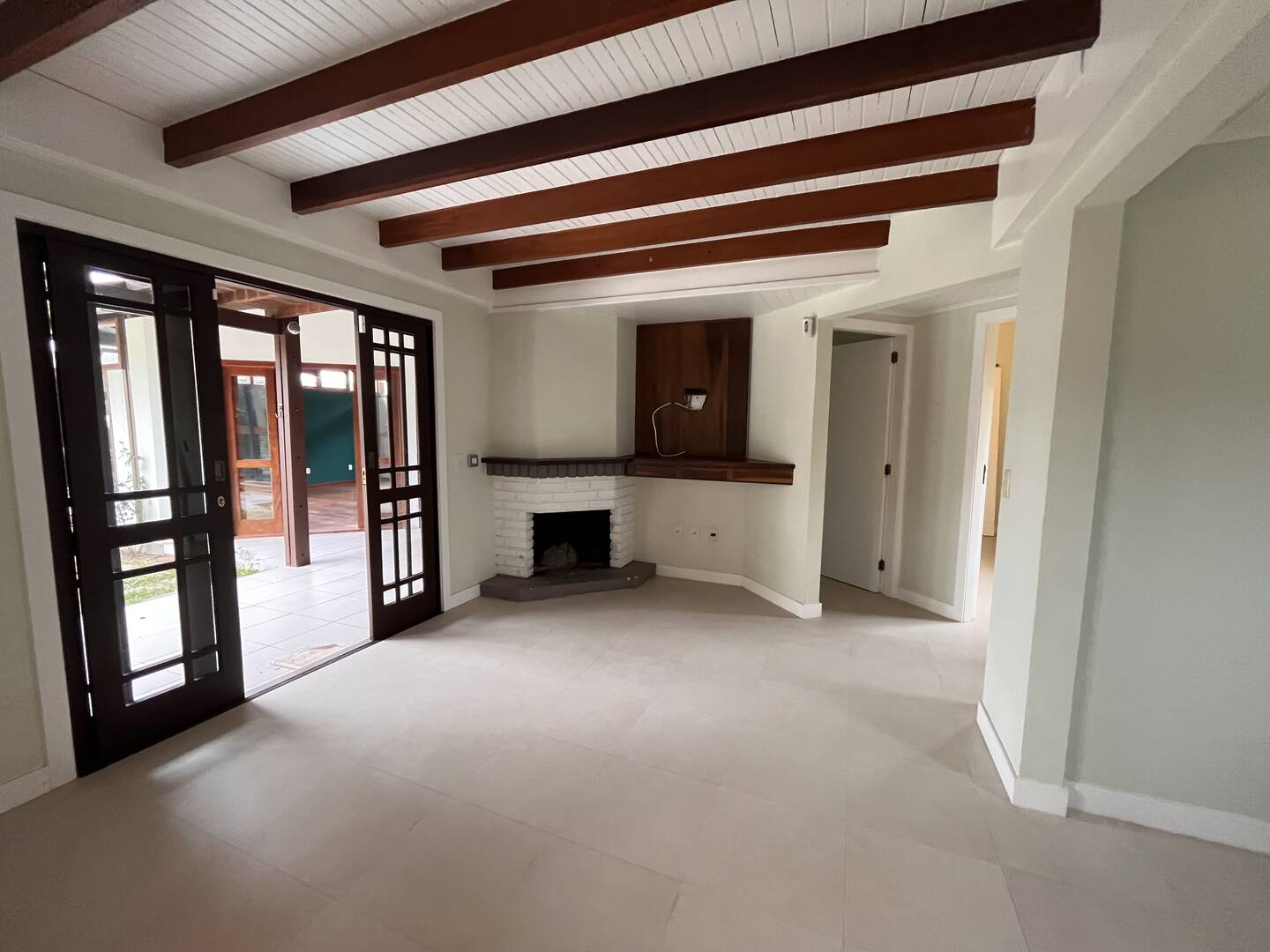 Casa à venda com 4 quartos, 230m² - Foto 8