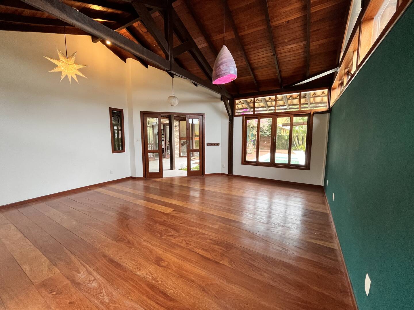 Casa à venda com 4 quartos, 230m² - Foto 10