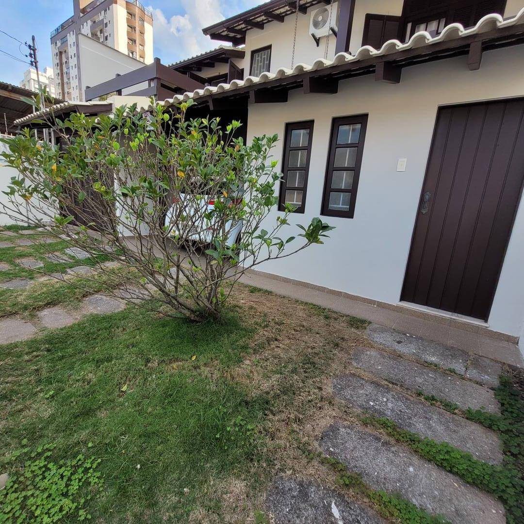 Casa à venda com 3 quartos, 200m² - Foto 109