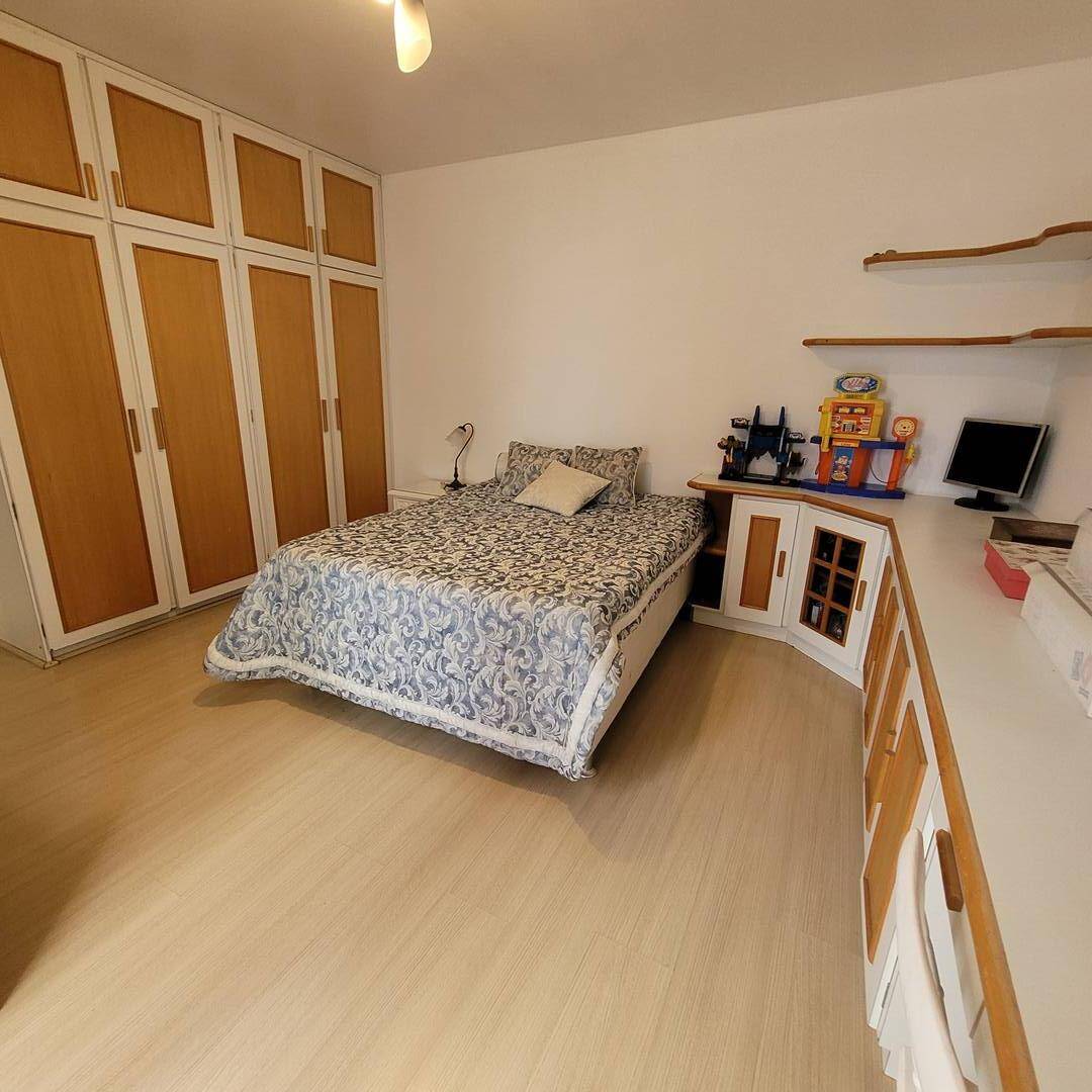 Casa à venda com 3 quartos, 200m² - Foto 86