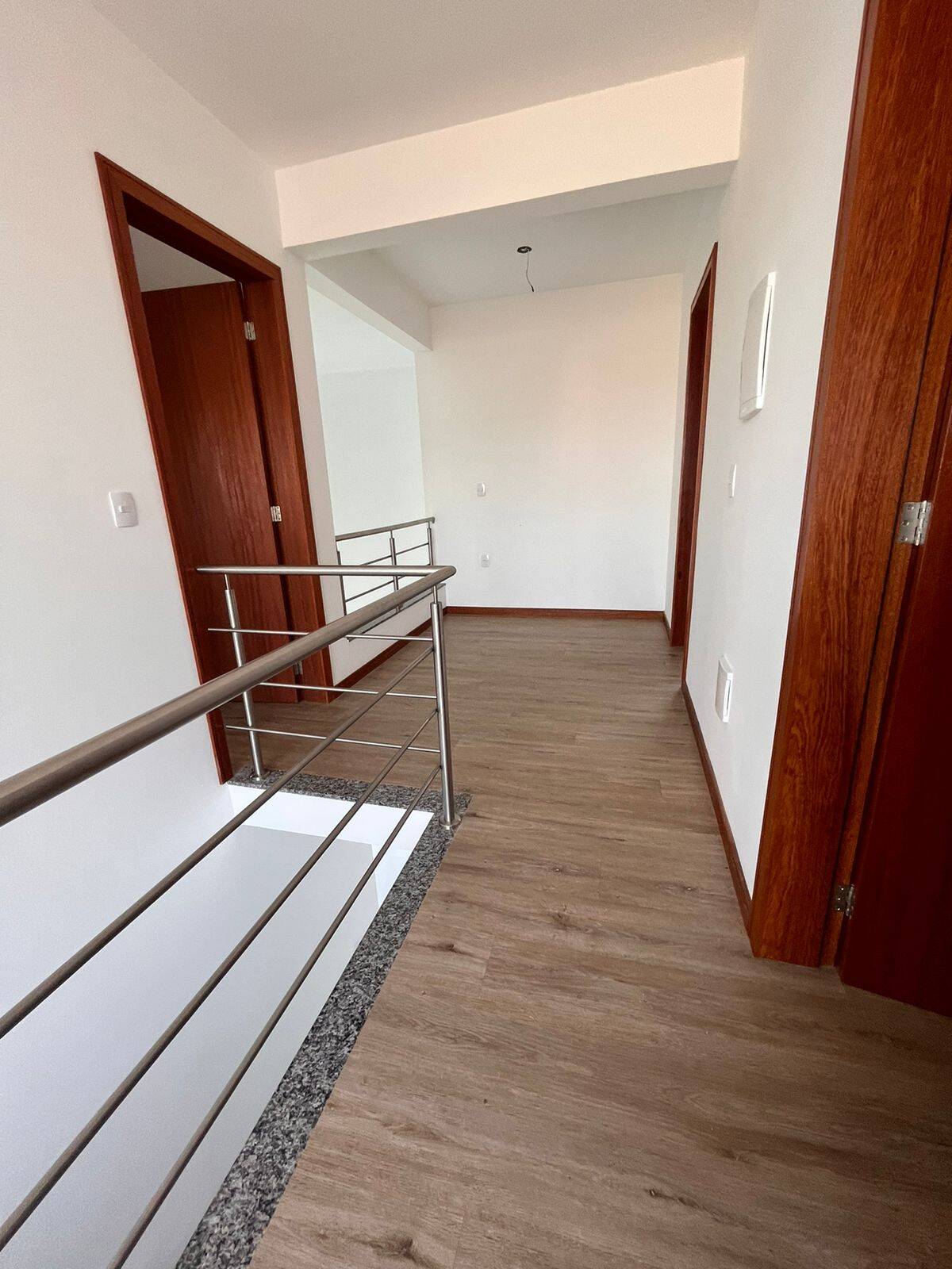 Casa à venda com 3 quartos, 166m² - Foto 8