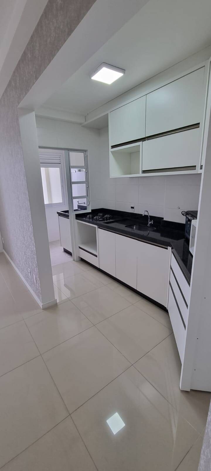 Apartamento à venda com 2 quartos, 83m² - Foto 4