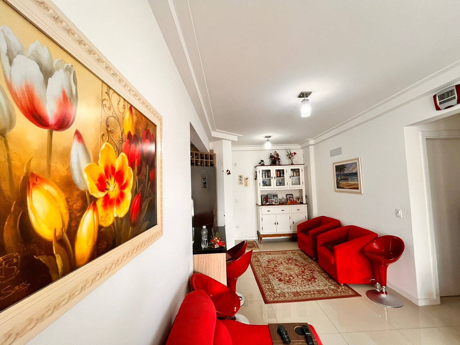 Apartamento à venda com 2 quartos, 68m² - Foto 4