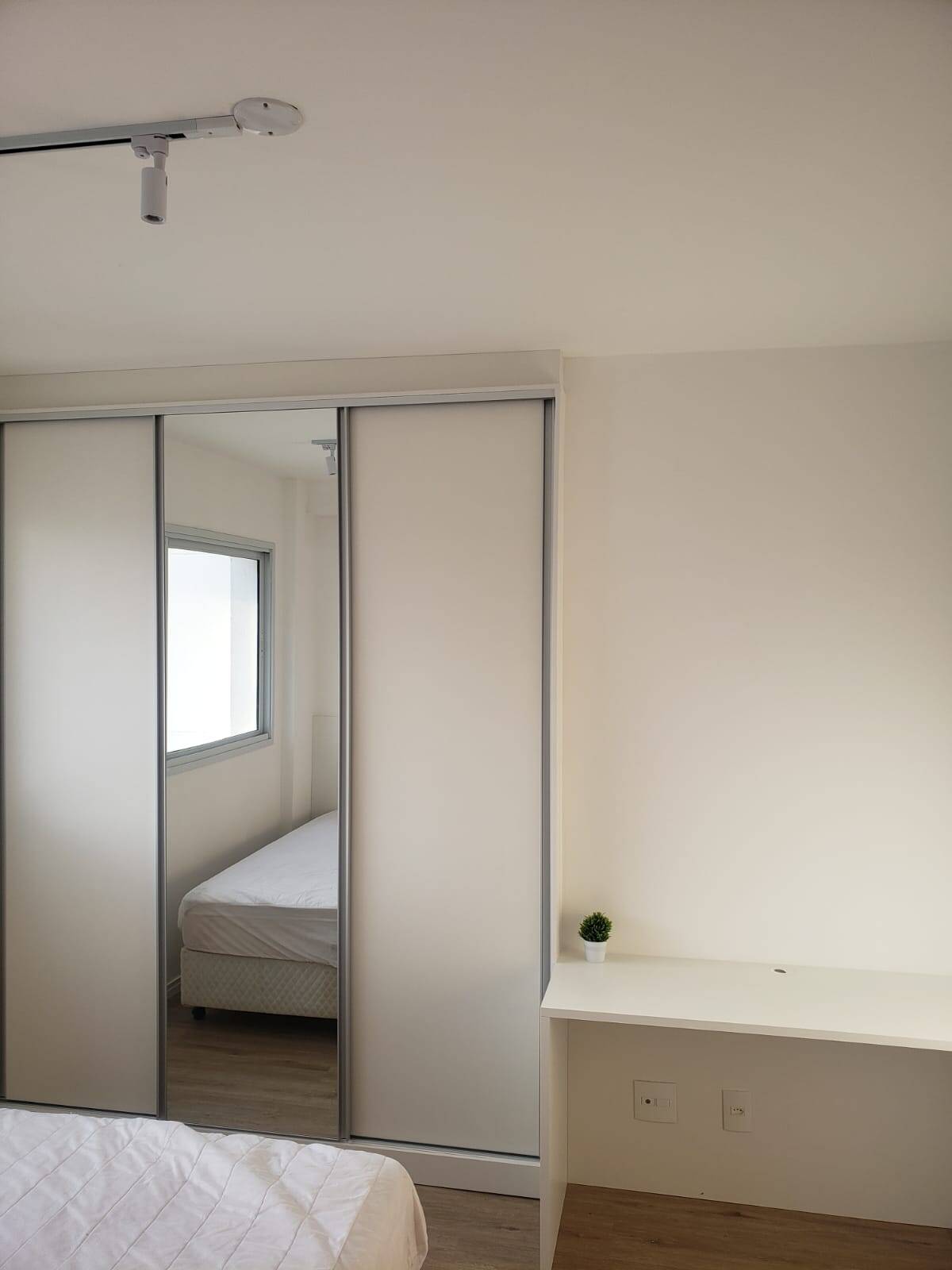 Apartamento à venda com 2 quartos, 75m² - Foto 11