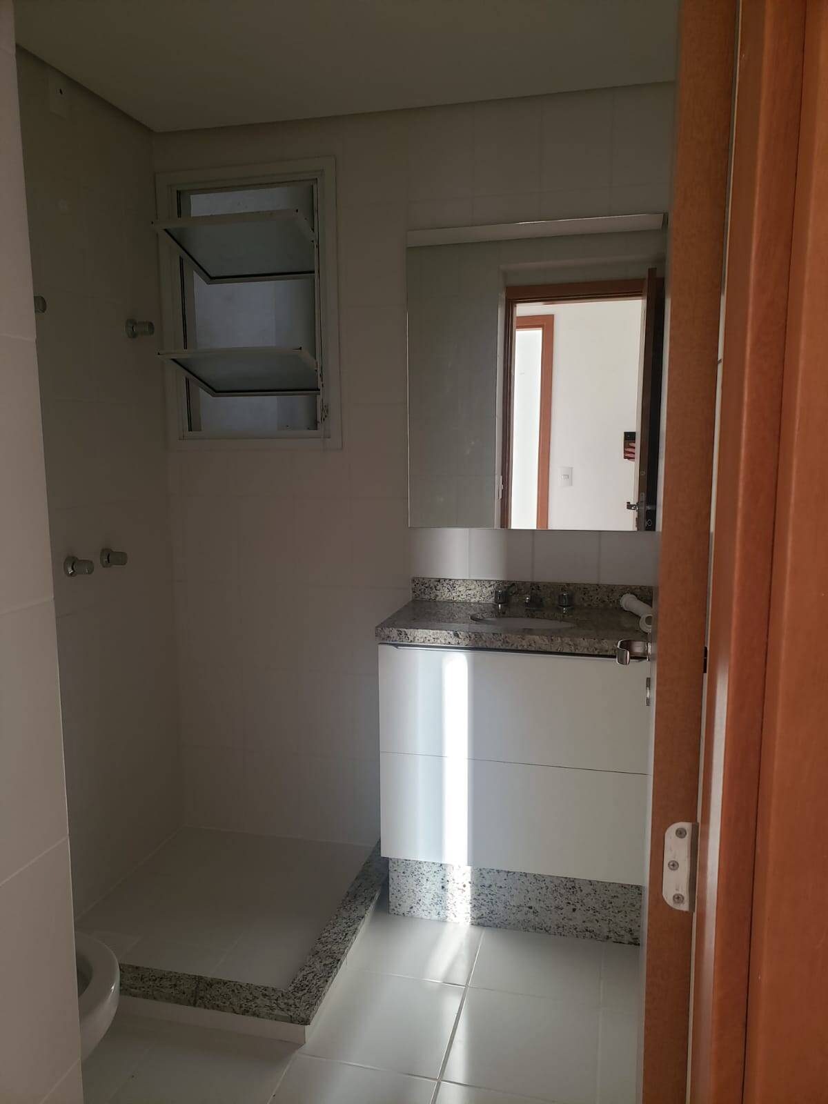 Apartamento à venda com 2 quartos, 75m² - Foto 16