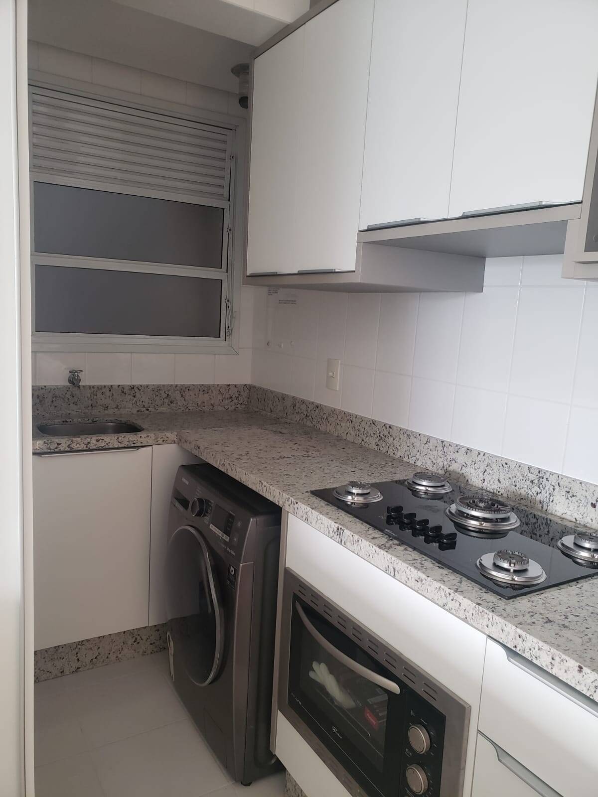 Apartamento à venda com 2 quartos, 75m² - Foto 8