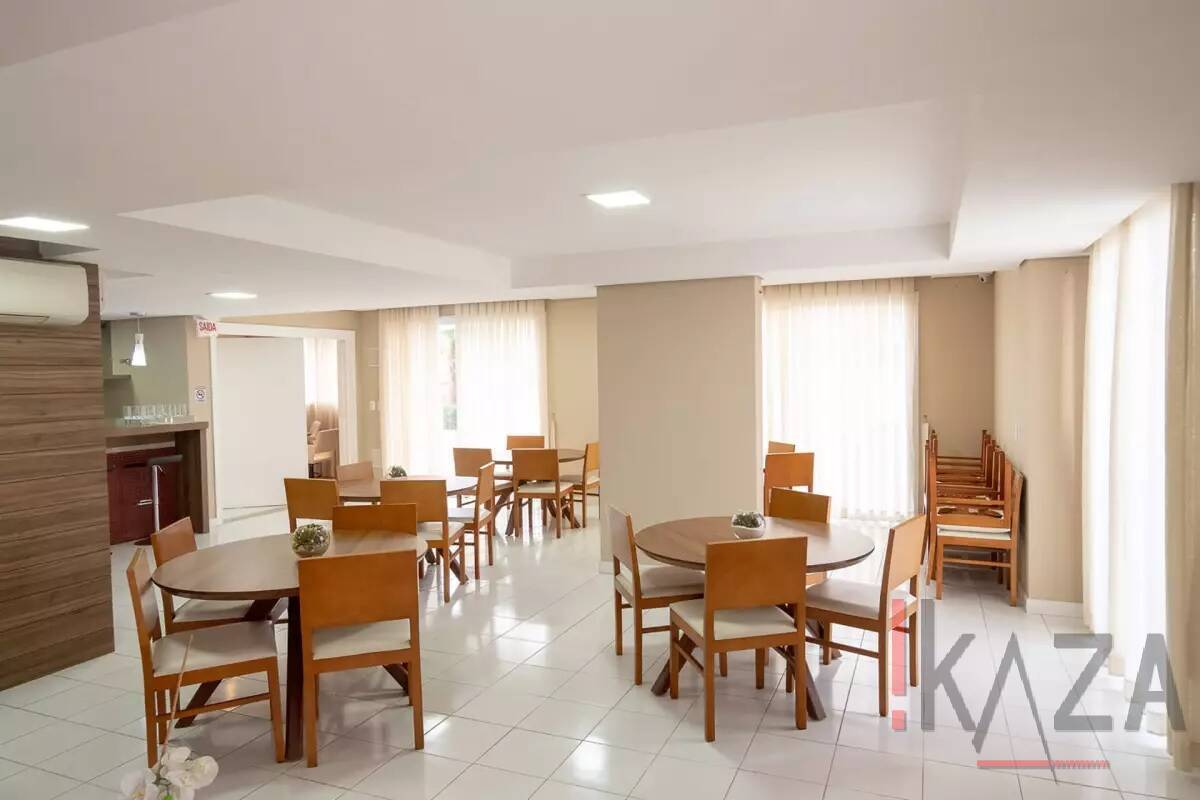 Apartamento à venda com 2 quartos, 75m² - Foto 25