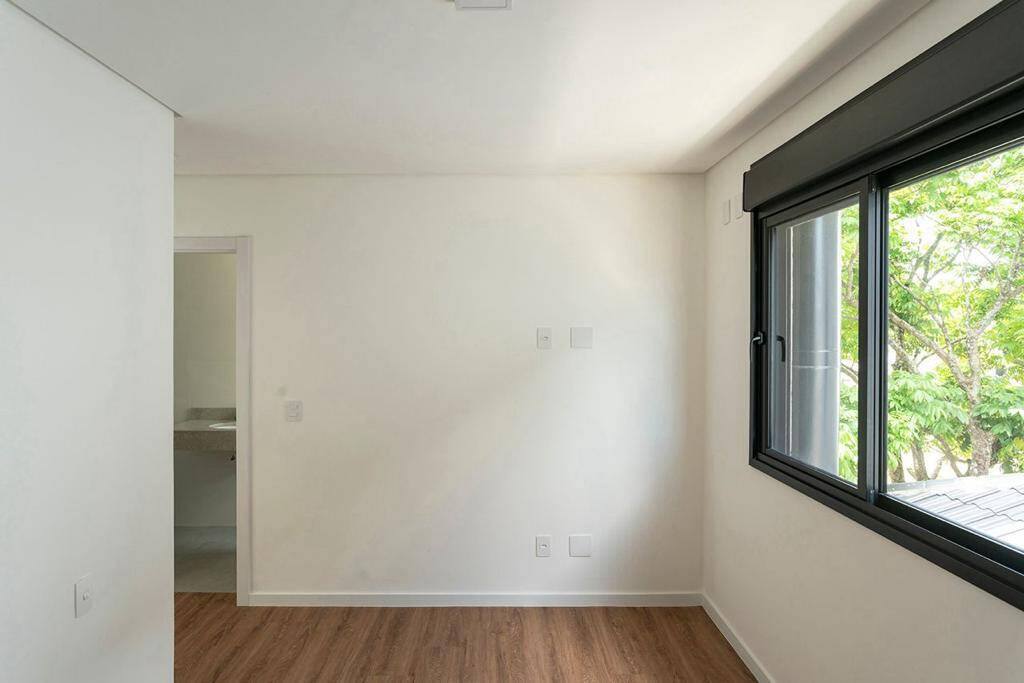 Casa à venda com 3 quartos, 137m² - Foto 5