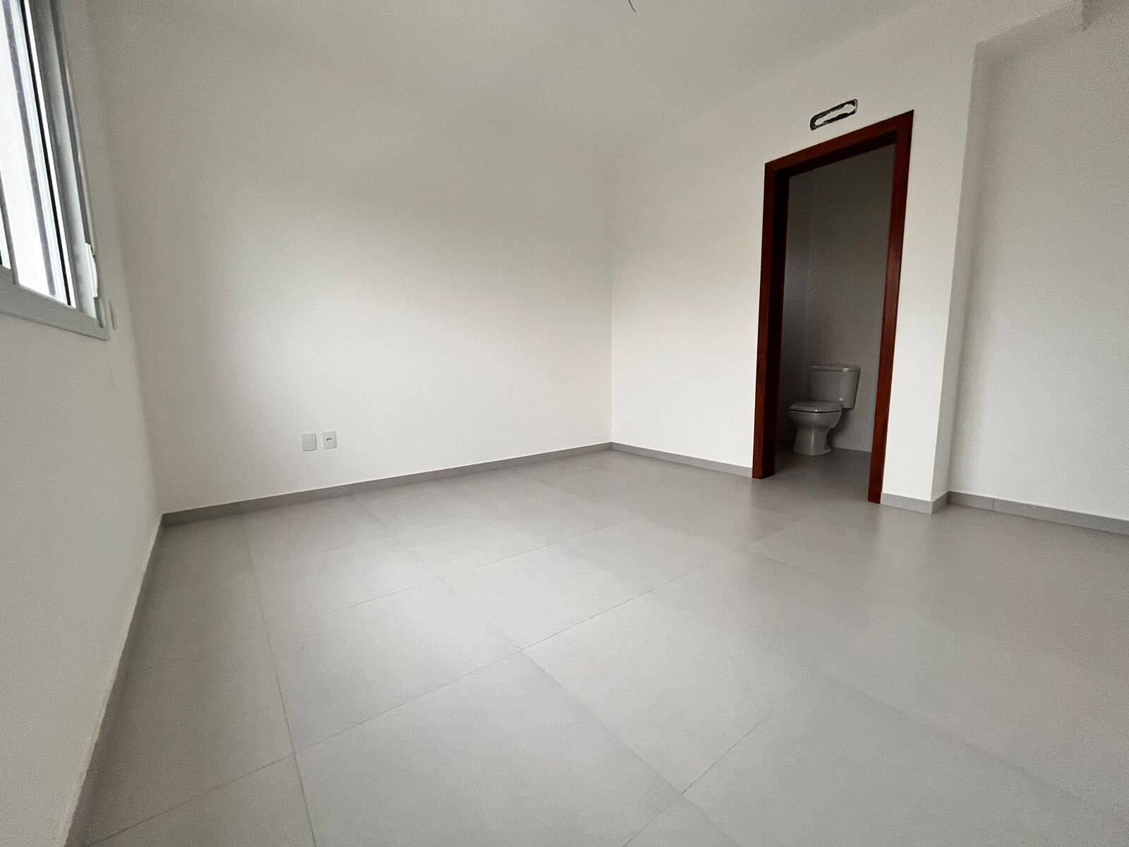 Casa à venda com 3 quartos, 140m² - Foto 14