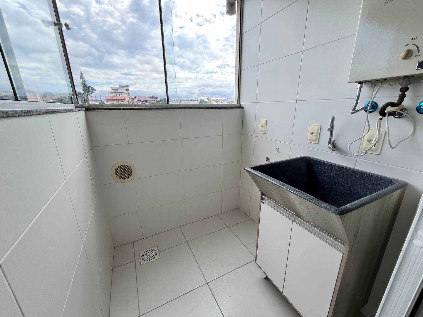 Apartamento à venda com 2 quartos, 65m² - Foto 7