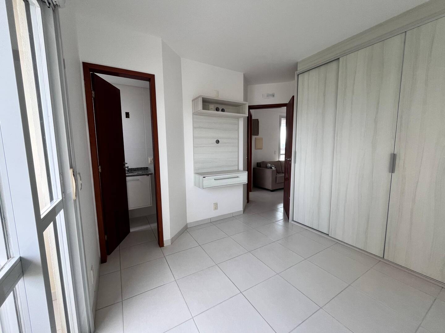 Apartamento à venda com 2 quartos, 65m² - Foto 13