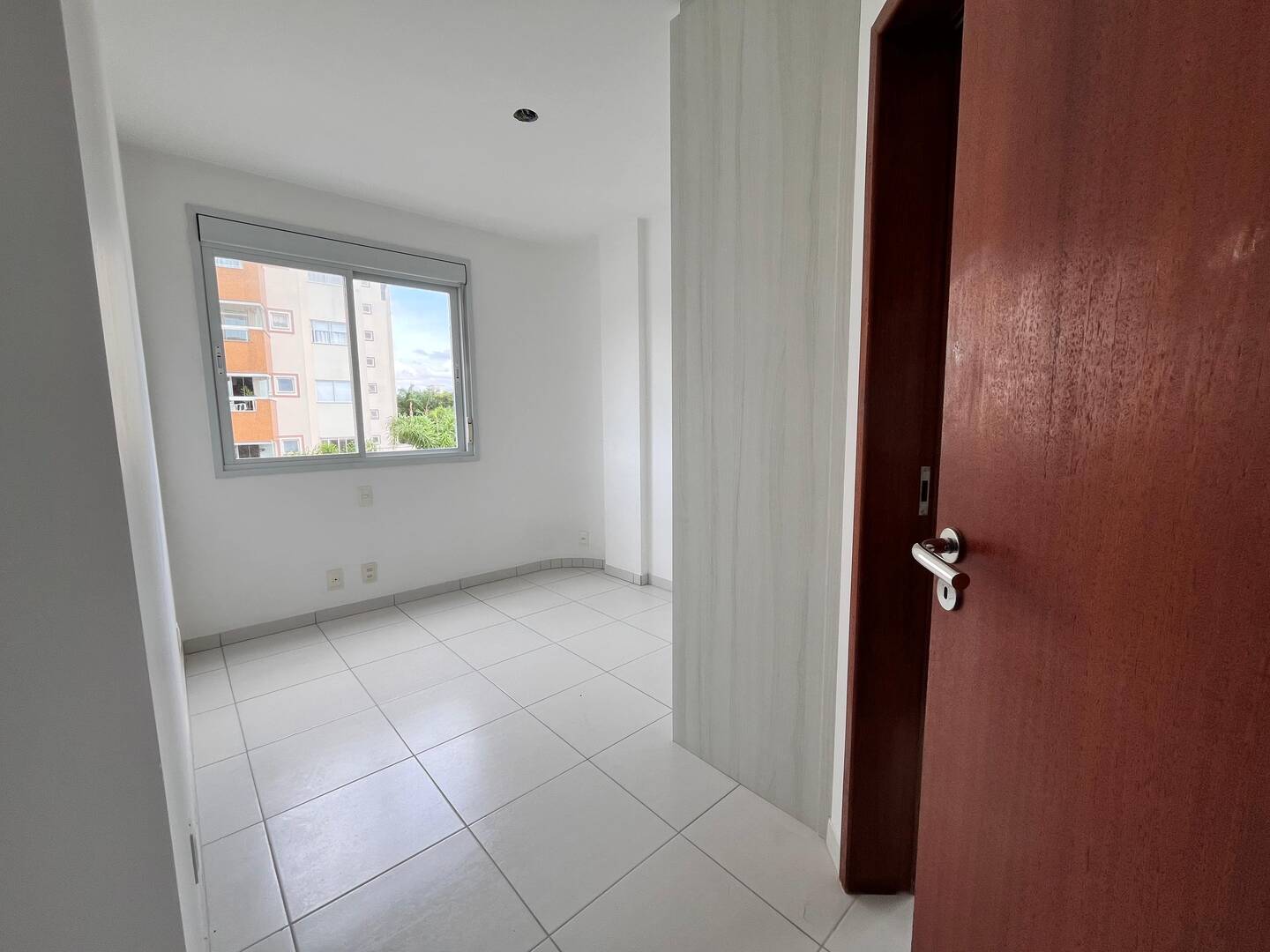 Apartamento à venda com 2 quartos, 65m² - Foto 9