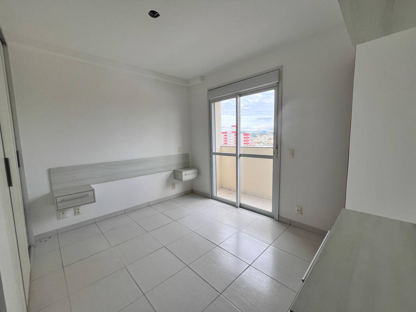 Apartamento à venda com 2 quartos, 65m² - Foto 10