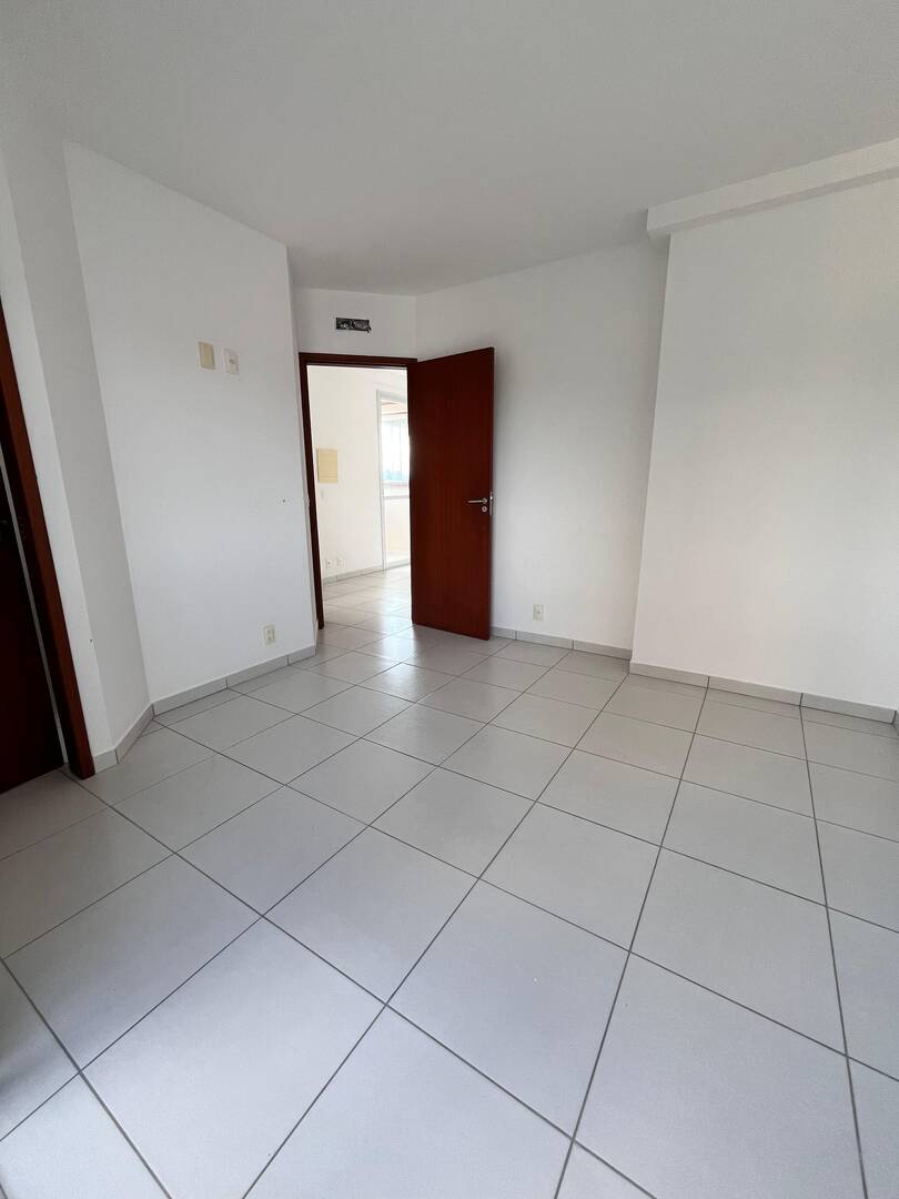 Apartamento à venda com 2 quartos, 65m² - Foto 13