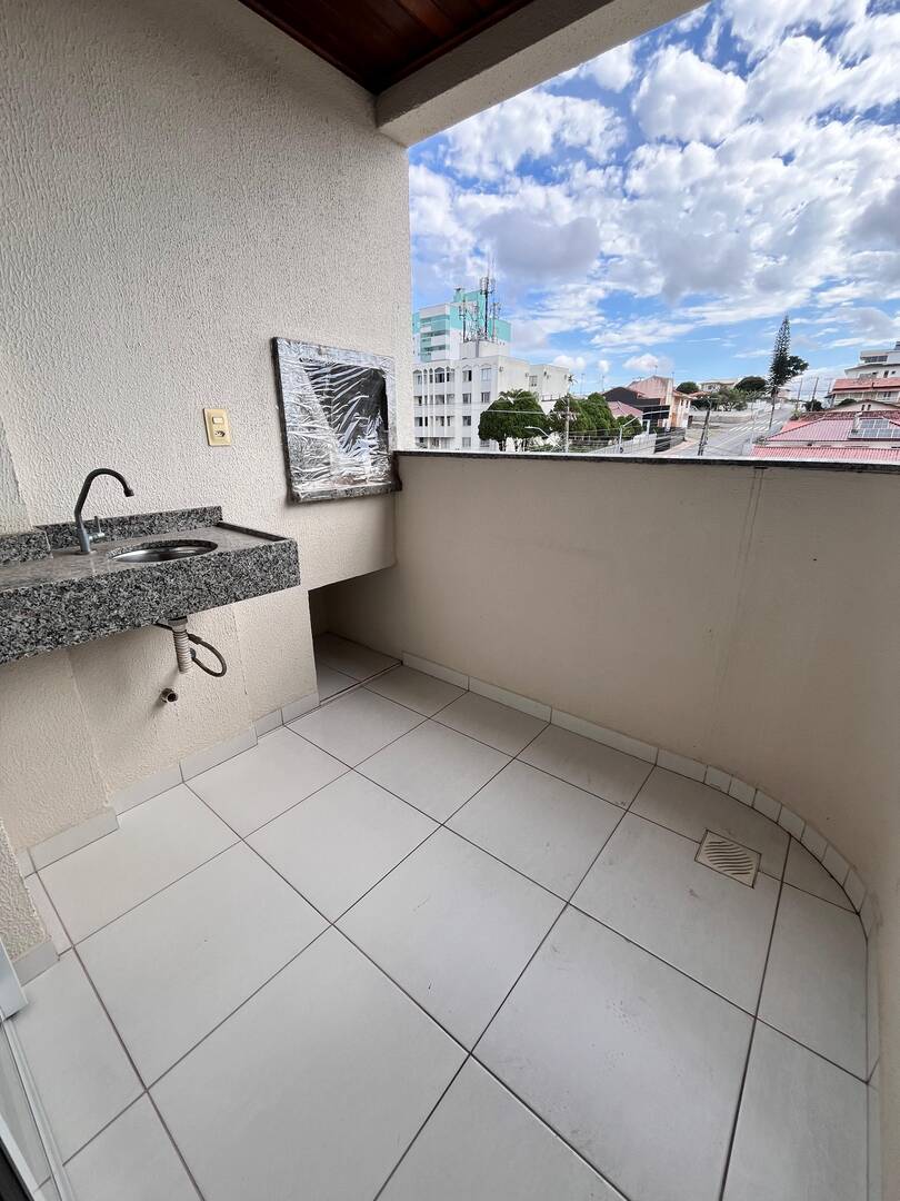 Apartamento à venda com 2 quartos, 65m² - Foto 4