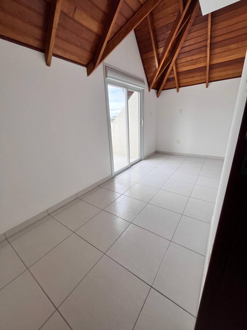 Apartamento à venda com 3 quartos, 99m² - Foto 20