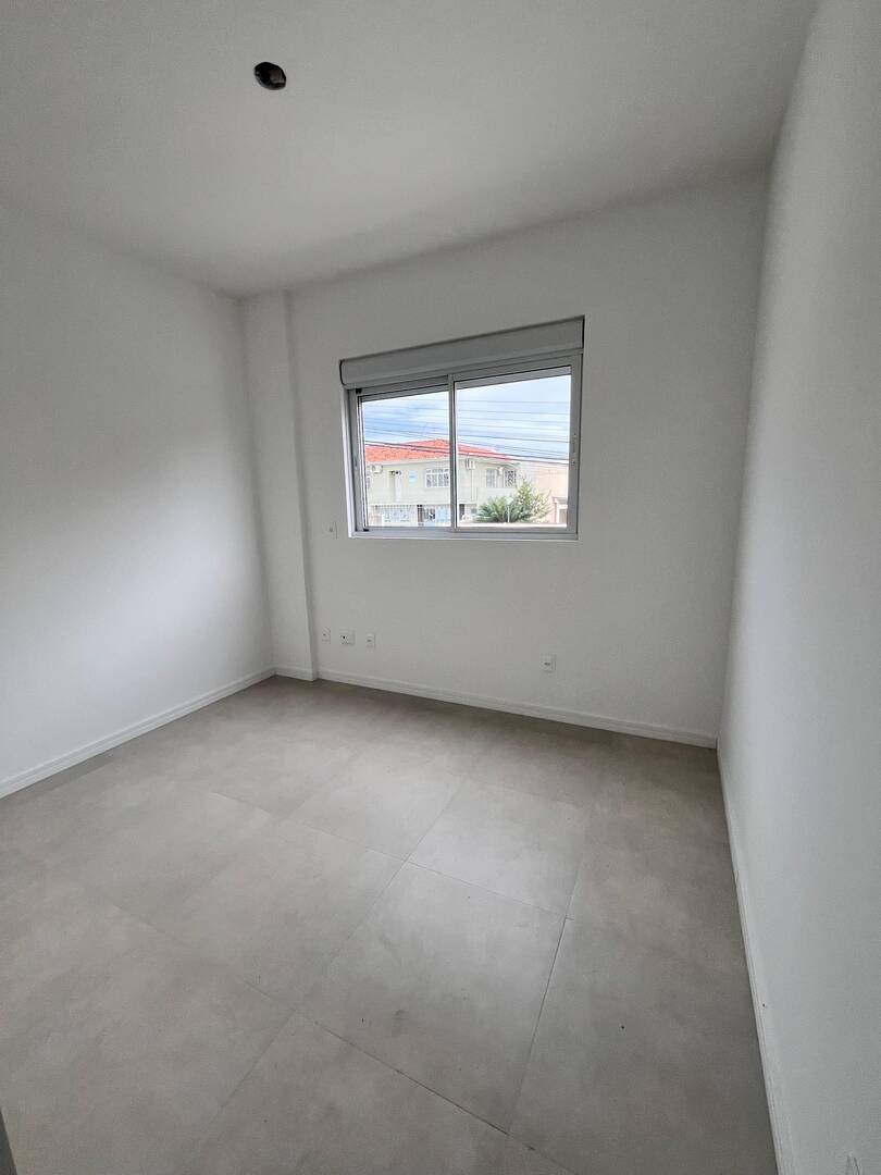 Apartamento à venda com 3 quartos, 85m² - Foto 11