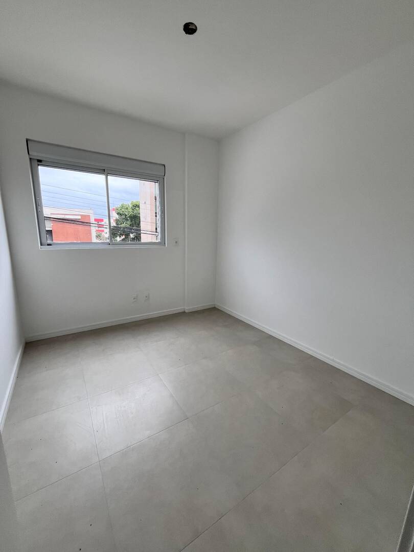 Apartamento à venda com 3 quartos, 85m² - Foto 9