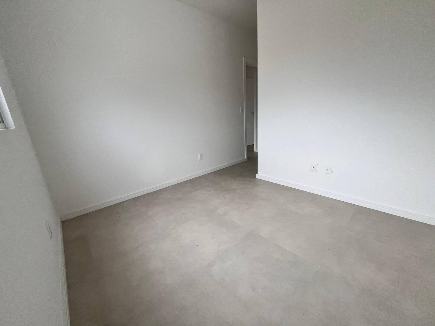 Apartamento à venda com 3 quartos, 85m² - Foto 7