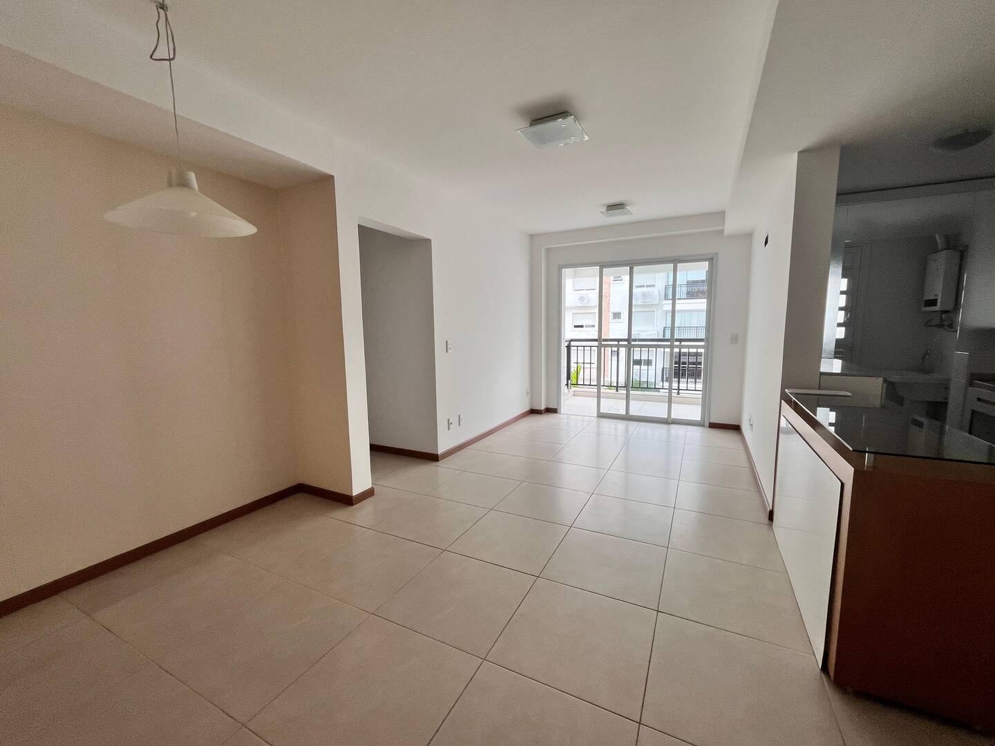 Apartamento para alugar com 2 quartos, 84m² - Foto 2