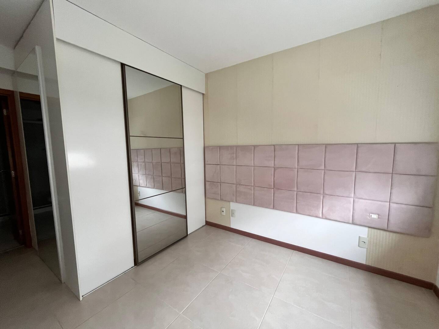 Apartamento para alugar com 2 quartos, 84m² - Foto 14