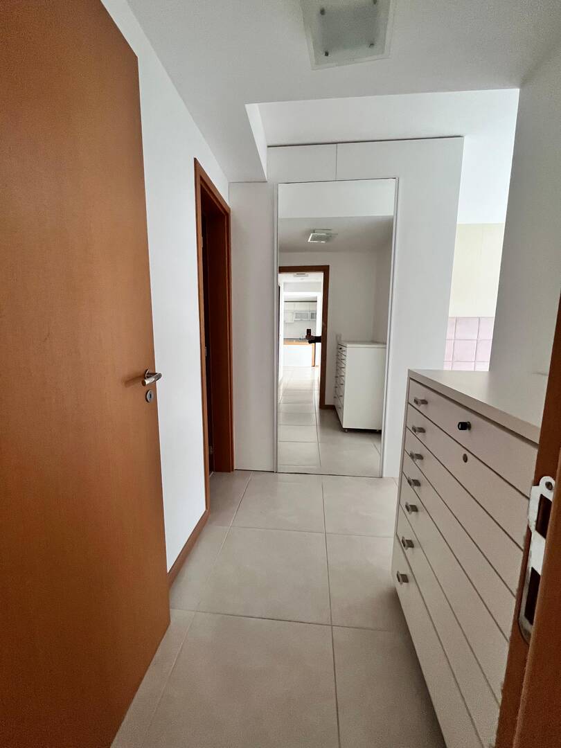 Apartamento para alugar com 2 quartos, 84m² - Foto 12