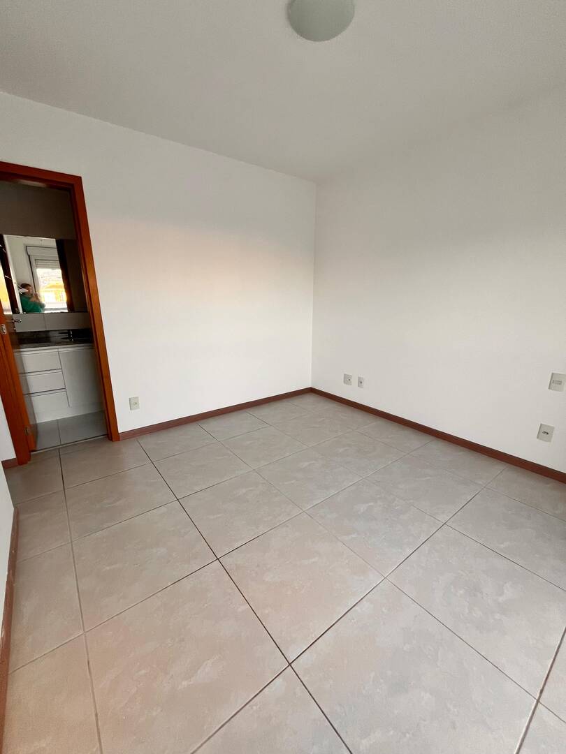 Apartamento para alugar com 3 quartos, 245m² - Foto 19