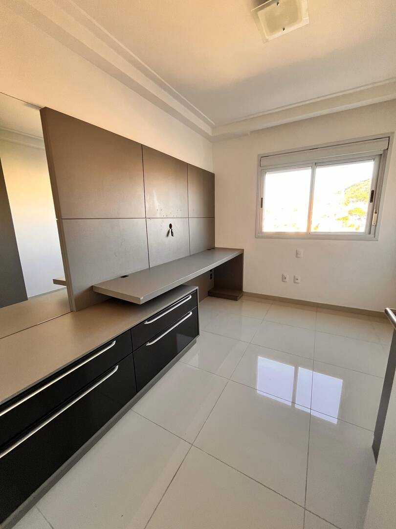 Apartamento à venda com 2 quartos, 68m² - Foto 17