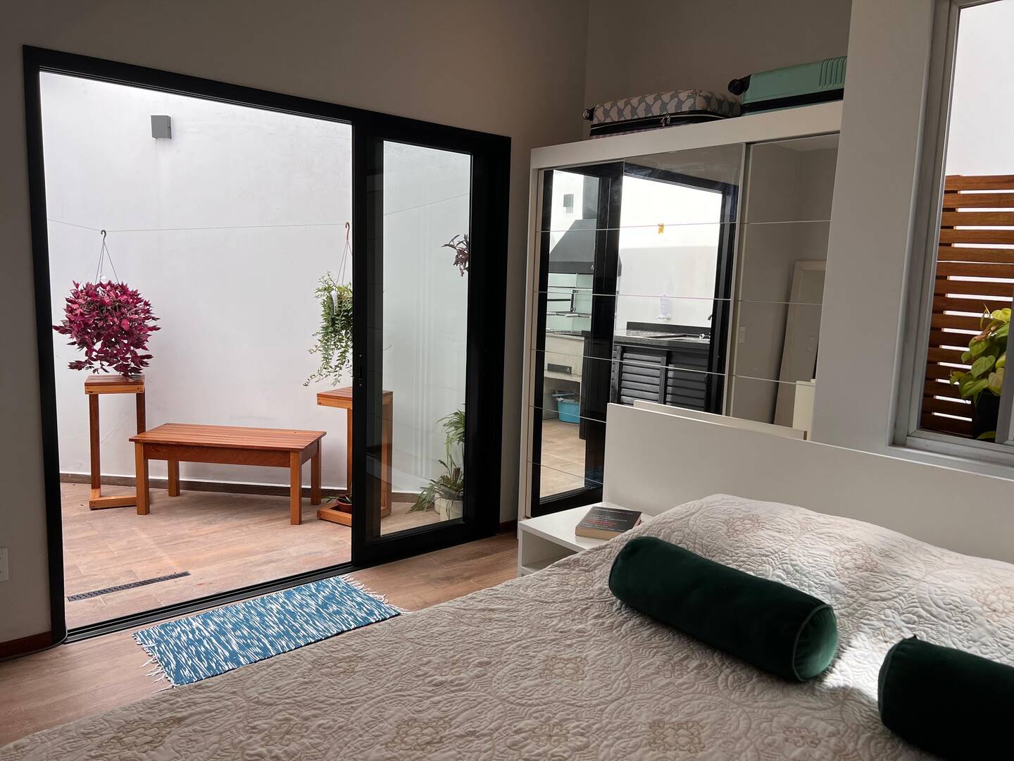 Apartamento à venda com 2 quartos, 76m² - Foto 8