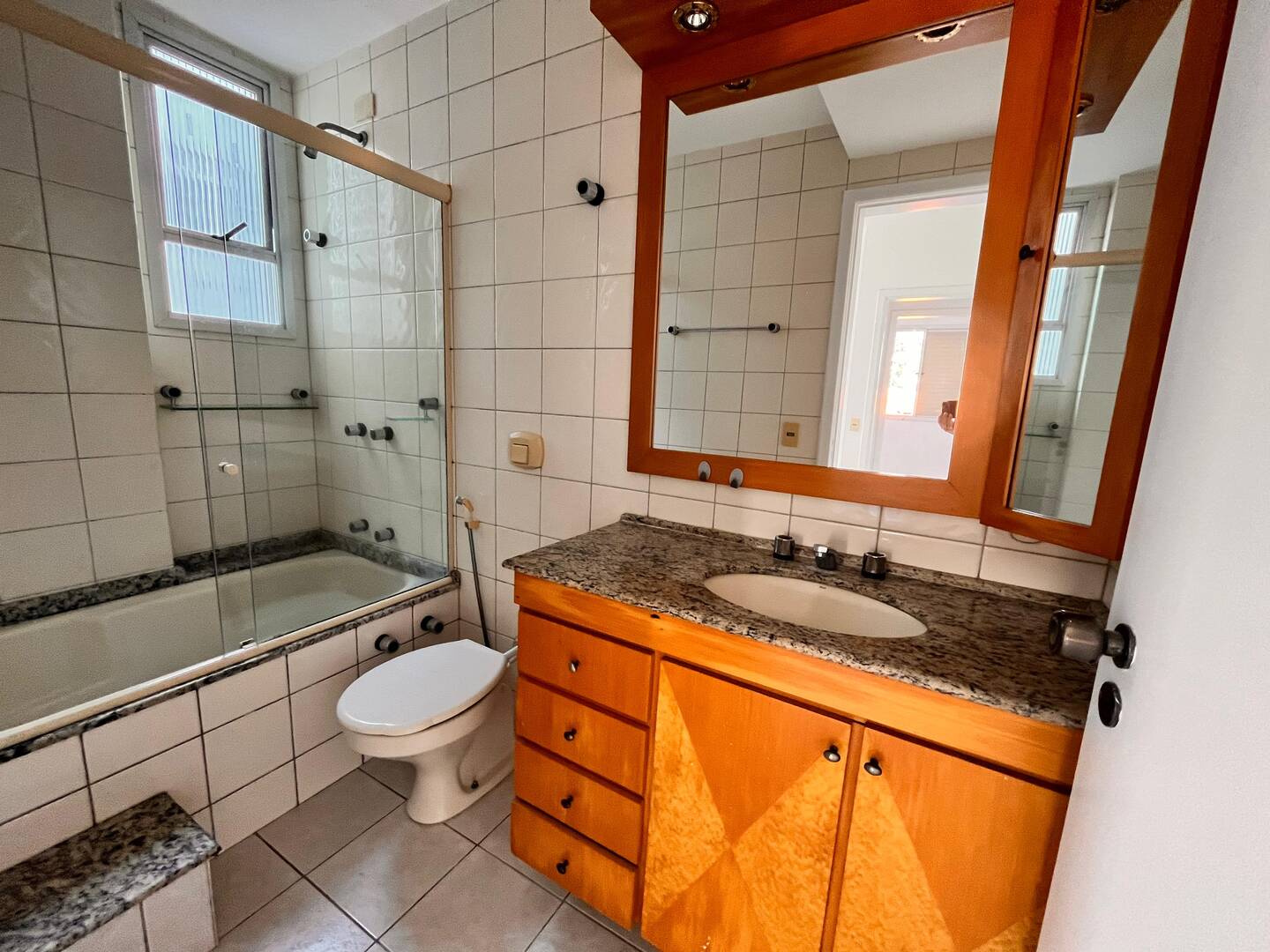 Apartamento à venda com 3 quartos, 90m² - Foto 15